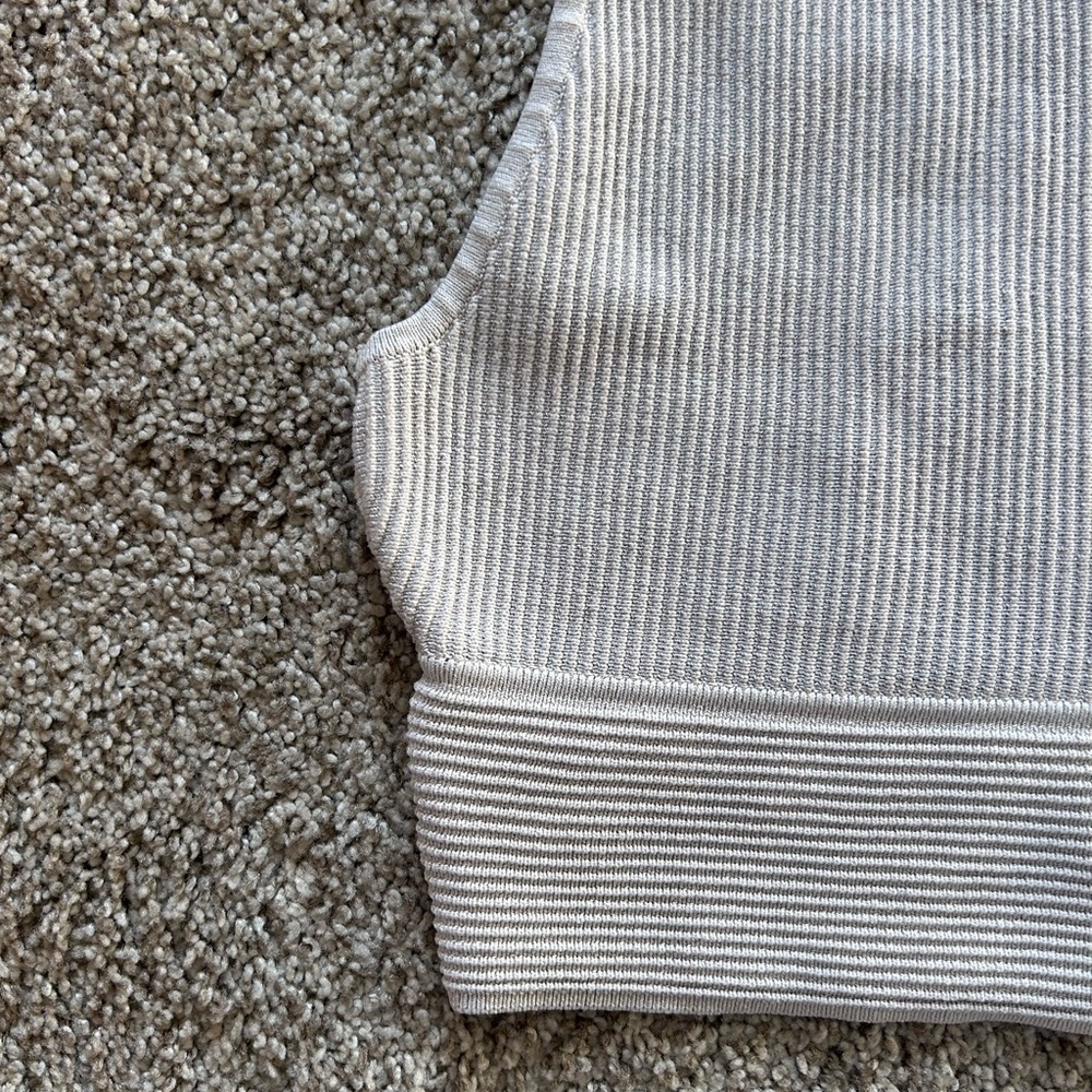 Babaton Aritzia Stefano Sculpt Knit Tank top. Halter top. Ribbed knit. Tan. XS - Picture 3 of 10
